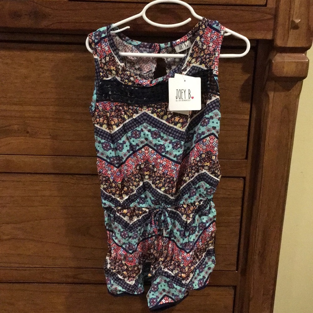 Girls romper , sleeveless , floral pattern